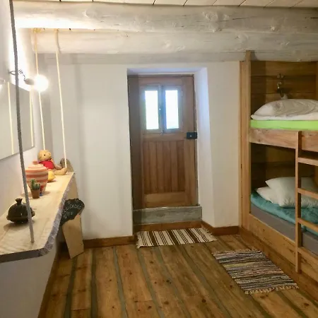 Solar Da Gaia Farm stay *